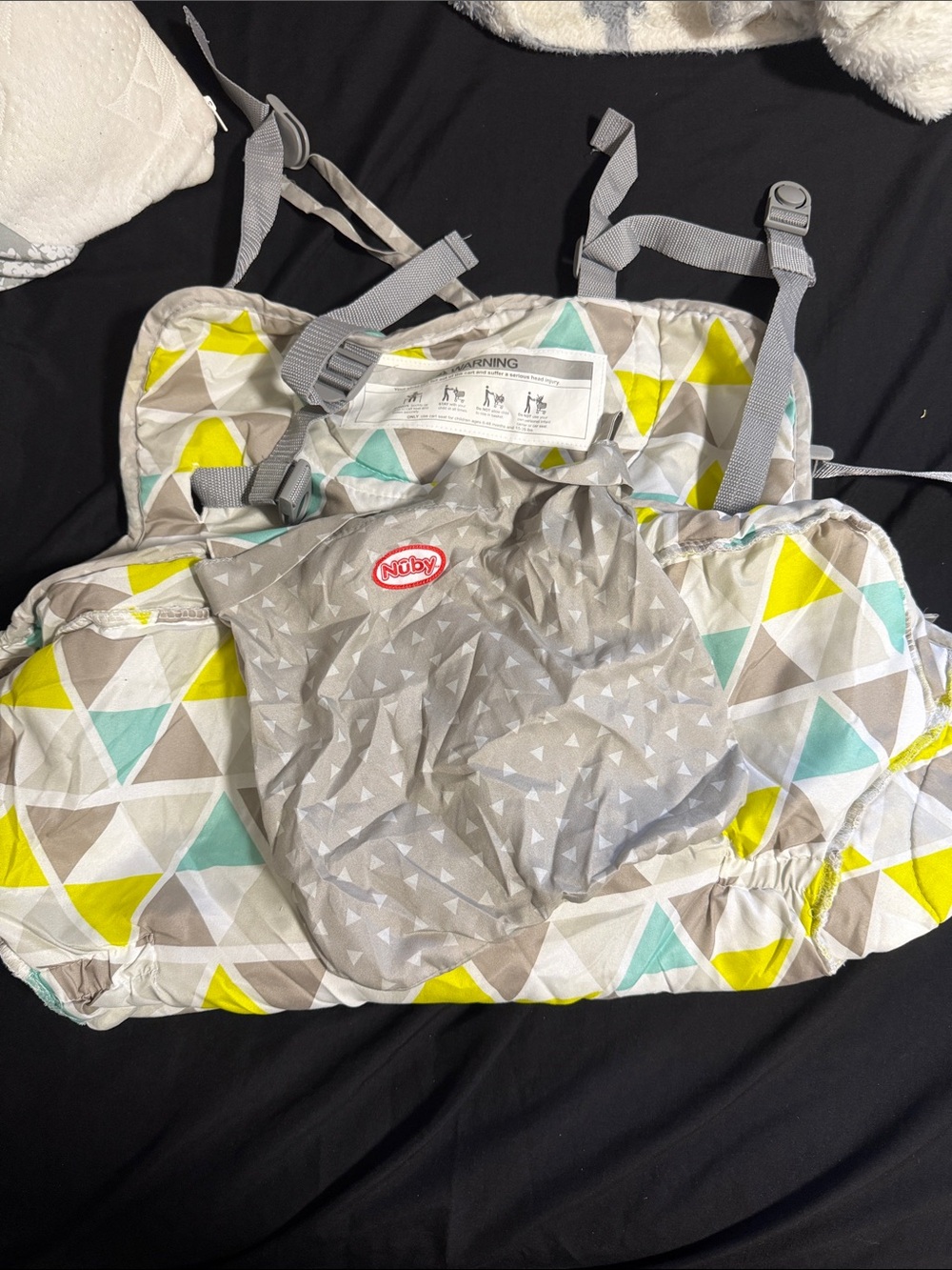 Nuby Gray & Multicolor Kids Seat Cover with Geometric Print